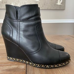 CHANEL CC logo chain ankle boots sz 41.5